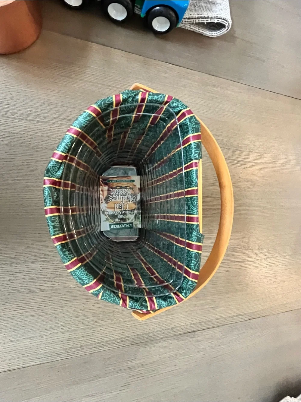 Longaberger Glad Tidings Basket with Lid